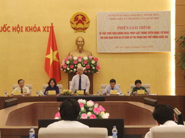 Giải trình về tuyển dụng, sử dụng giáo viên, tổ chức Kỳ thi THPT quốc gia