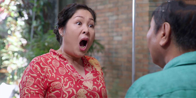 Gạo nếp gạo tẻ tập 61: Vừa có bồ mới, Nhi bị mẹ nhân tình cũ đánh túi bụi Gạo nếp gạo tẻ tập 61: Vừa có bồ mới, Nhi bị mẹ nhân tình cũ đánh túi bụi