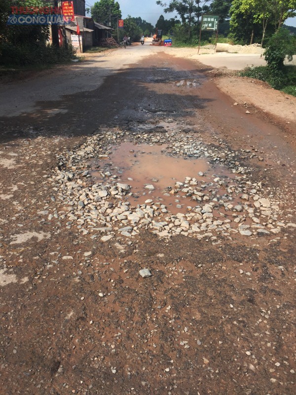 Huyện Tân Yên (Bắc Giang): Người dân khổ sở vì đường tỉnh 294 xuống cấp nghiêm trọng Huyện Tân Yên (Bắc Giang): Người dân khổ sở vì đường tỉnh 294 xuống cấp nghiêm trọng