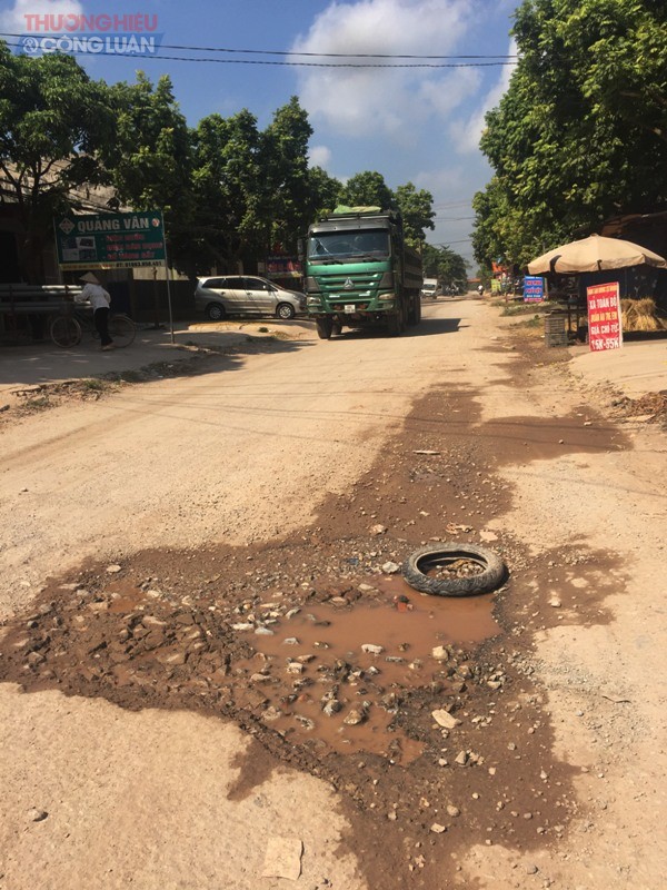 Huyện Tân Yên (Bắc Giang): Người dân khổ sở vì đường tỉnh 294 xuống cấp nghiêm trọng Huyện Tân Yên (Bắc Giang): Người dân khổ sở vì đường tỉnh 294 xuống cấp nghiêm trọng