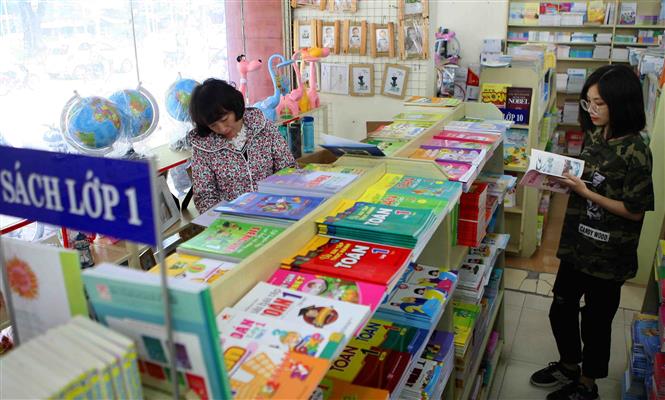 Bộ GD-ĐT kêu gọi các trường không cho học sinh viết vào SGK