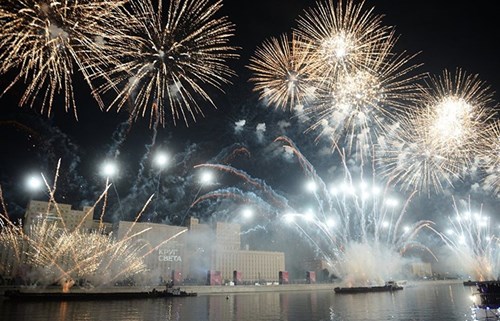 Vòng tròn ánh sáng - Lễ hội ánh sáng lớn nhất thế giới tại Nga