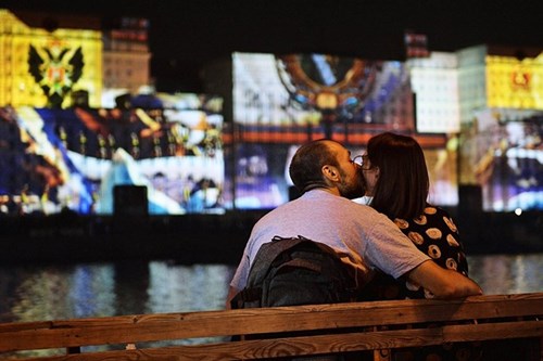 Vòng tròn ánh sáng - Lễ hội ánh sáng lớn nhất thế giới tại Nga