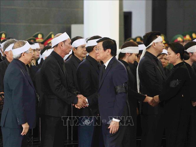 Đoàn BCH Trung ương Đảng viếng Chủ tịch nước Trần Đại Quang