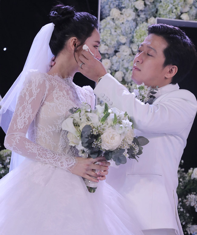 Những hình ảnh đắt giá trong đám cưới của Trường Giang và Nhã Phương