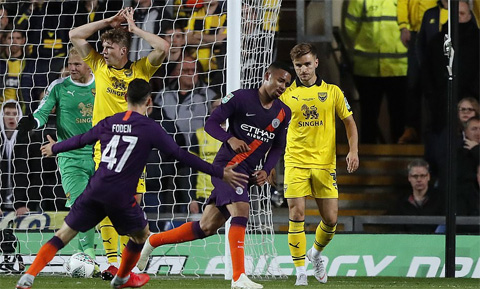 Oxford 0-3 Man City: Sao mai Foden lập chiến công Oxford 0-3 Man City: Sao mai Foden lập chiến công