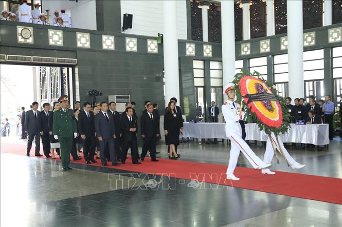 Lãnh đạo Đảng, Nhà nước Lào đến viếng Chủ tịch nước Trần Đại Quang Lãnh đạo Đảng, Nhà nước Lào đến viếng Chủ tịch nước Trần Đại Quang