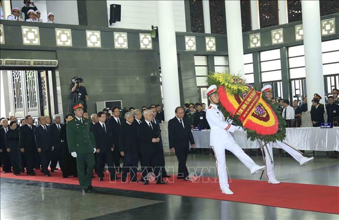 Nhiều đoàn lãnh đạo các nước đến viếng Chủ tịch nước Trần Đại Quang