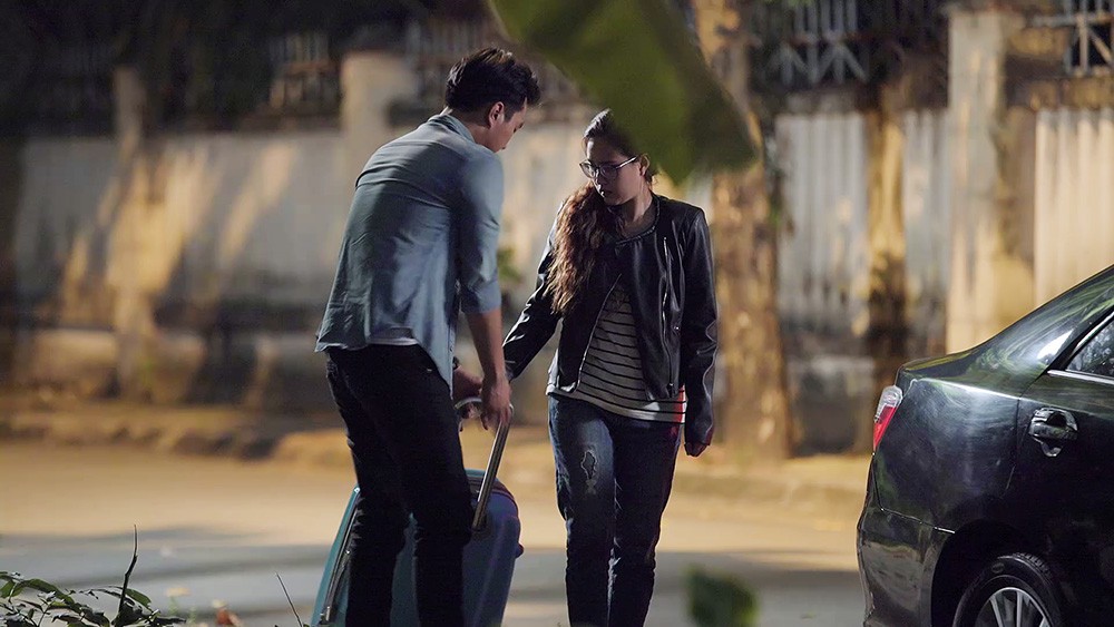 Gạo nếp gạo tẻ tập 62: Hương lạnh lùng dứt tình với gã chồng bội bạc Gạo nếp gạo tẻ tập 62: Hương lạnh lùng dứt tình với gã chồng bội bạc