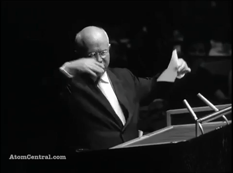 TT Pháp tái hiện màn vỗ mặt Mỹ dữ dội không kém Lãnh đạo Liên Xô năm xưa