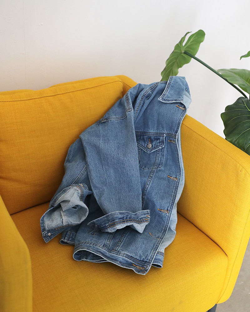 Sợ diện blazer già, áo khoác denim chính là lựa chọn thay thế cực trẻ trung dành cho các nàng công sở