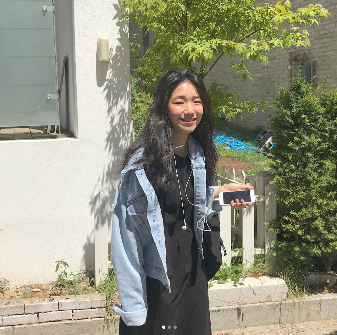 Sợ diện blazer già, áo khoác denim chính là lựa chọn thay thế cực trẻ trung dành cho các nàng công sở