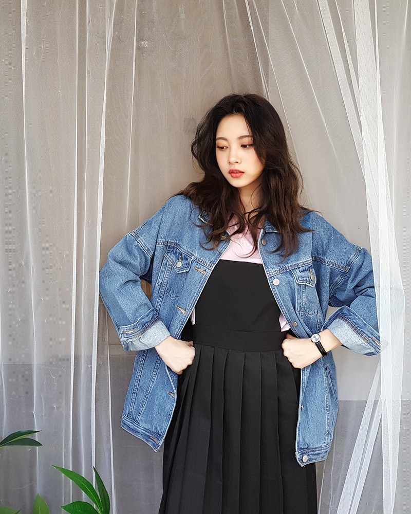 Sợ diện blazer già, áo khoác denim chính là lựa chọn thay thế cực trẻ trung dành cho các nàng công sở