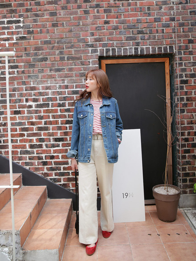 Sợ diện blazer già, áo khoác denim chính là lựa chọn thay thế cực trẻ trung dành cho các nàng công sở