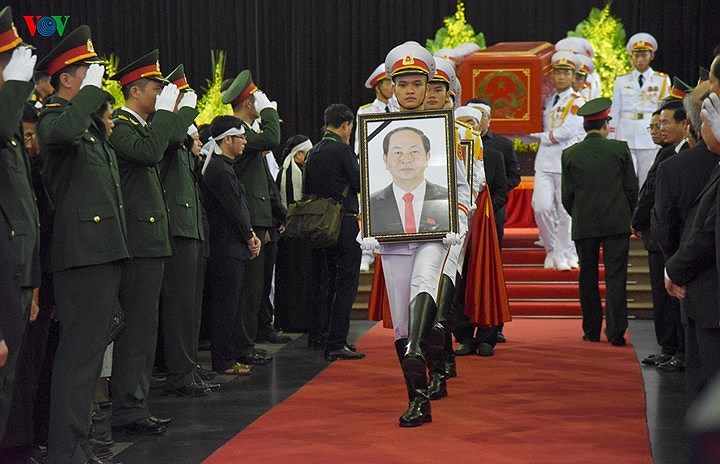 Lời cảm ơn của Ban Lễ tang Nhà nước và gia đình Chủ tịch nước Trần Đại Quang Lời cảm ơn của Ban Lễ tang Nhà nước và gia đình Chủ tịch nước Trần Đại Quang