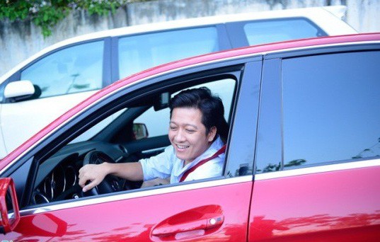 Giàu có và điển trai hơn Trường Giang, nhưng xét về độ đào hoa, Trấn Thành thua đứt