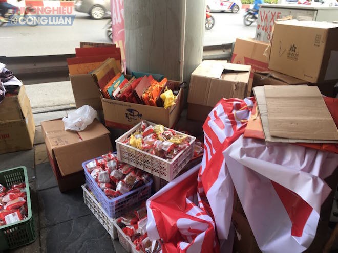 Bánh trung thu đại hạ giá: Doanh nghiệp nói gì?