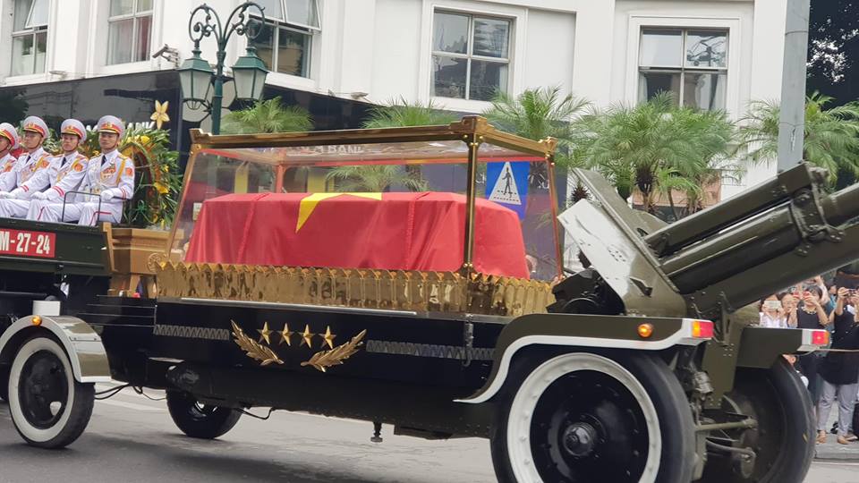 Hành trình đưa linh cữu Chủ tịch nước Trần Đại Quang về nơi an nghỉ cuối cùng