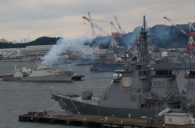 Tàu 015 - Trần Hưng Đạo uy dũng trên đất Nhật Bản