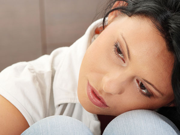 Không thể tưởng tượng được, mẹ mất, tang sự bận rộn bừa bộn như thế mà chồng tôi vẫn bình thản làm việc đáng khinh này