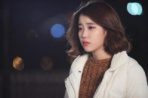 Bỏ tình yêu 5 năm chạy theo sếp mới đẹp trai, tôi khóc ngất khi biết sự thật về anh