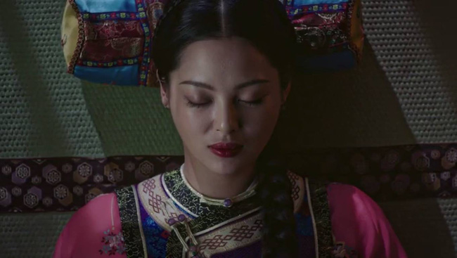 Phim Hậu cung Như Ý truyện: Gia Phi trang điểm xinh đẹp rồi chết trong uất hận chỉ vì...một con chó