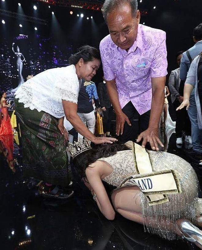 Hoa hậu Hòa bình Quốc tế 2018: Đối thủ của Á hậu Bùi Phương Nga khoe trang phục dân tộc lộng lẫy