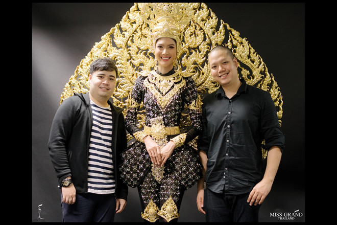 Hoa hậu Hòa bình Quốc tế 2018: Đối thủ của Á hậu Bùi Phương Nga khoe trang phục dân tộc lộng lẫy