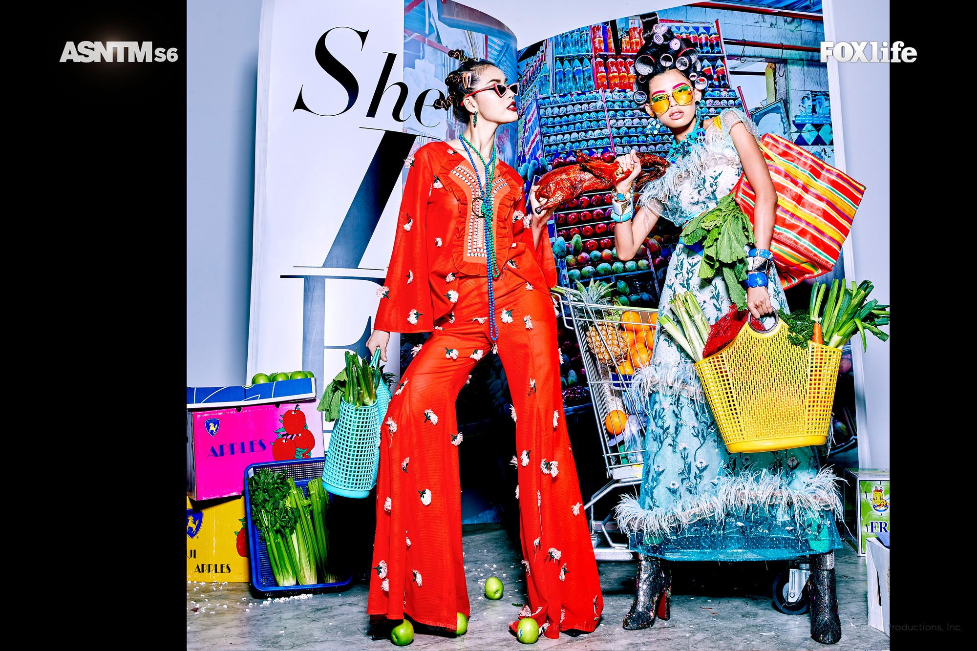 Khán giả xôn xao khi Minh Tú mặc đồ đỏ chói, lấn át cả thí sinh trong tấm hình đẹp nhất tập 6 Asias Next Top Model