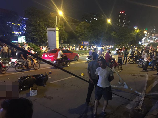 Nạn nhân thoát chết vụ thanh sắt rơi: Có vật rơi xuống sau xe, quật mạnh làm tôi ngã