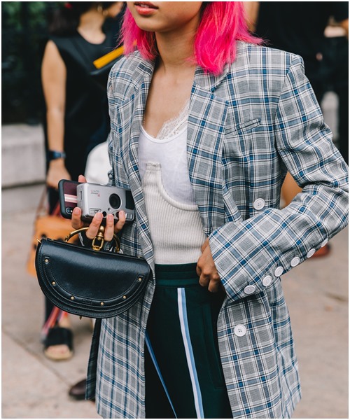 Diện blazer thế nào để thanh lịch mà vẫn đầy mới lạ?