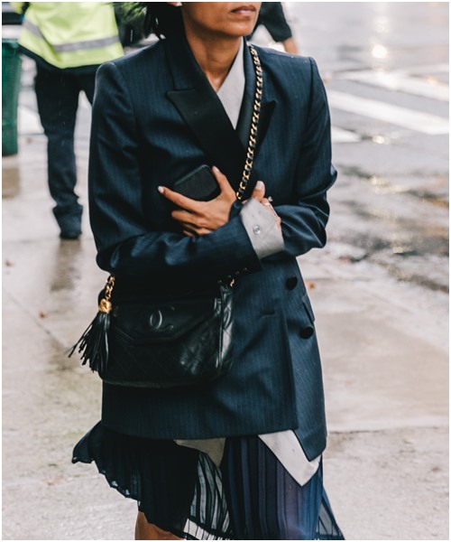 Diện blazer thế nào để thanh lịch mà vẫn đầy mới lạ?