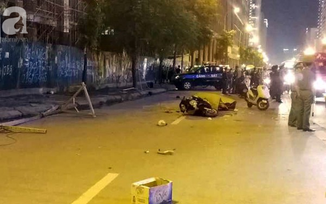 Khởi tố vụ thanh sắt rơi từ công trình cao tầng khiến bà mẹ đơn thân tử vong trên đường Lê Văn Lương Khởi tố vụ thanh sắt rơi từ công trình cao tầng khiến bà mẹ đơn thân tử vong trên đường Lê Văn Lương