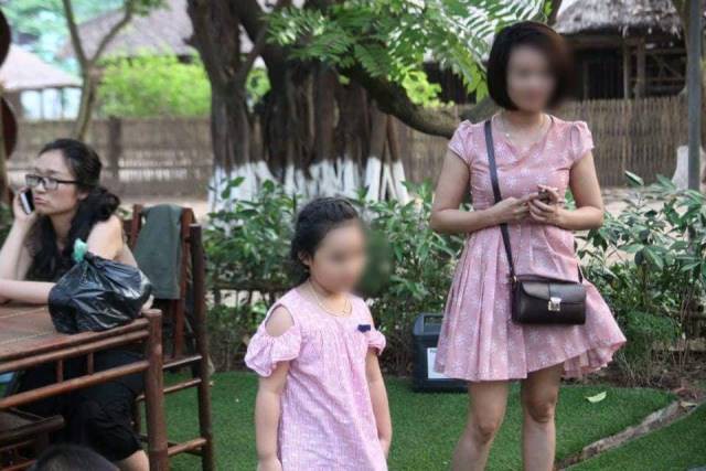 Hoàn cảnh éo le của người mẹ đơn thân tử vong vì bị cây sắt rơi trúng trên đường Lê Văn Lương