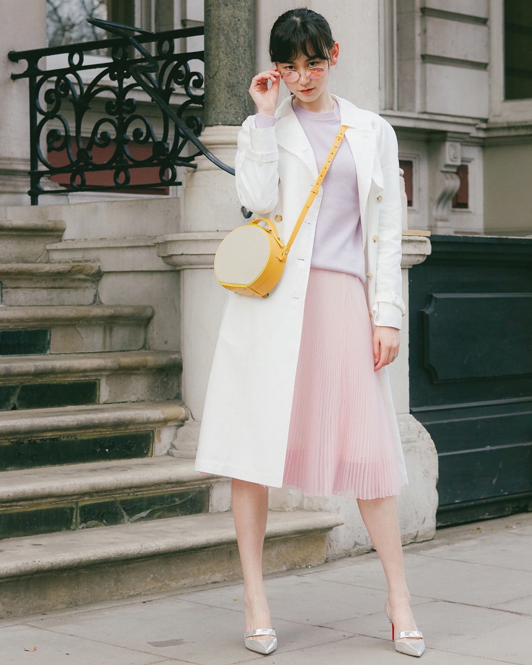 Chân váy xếp ly vừa thoải mái lại dễ giấu nhược điểm, chẳng trách mà các nàng muốn sắm vài ba cái cho tủ đồ mùa lạnh Chân váy xếp ly vừa thoải mái lại dễ giấu nhược điểm, chẳng trách mà các nàng muốn sắm vài ba cái cho tủ đồ mùa lạnh