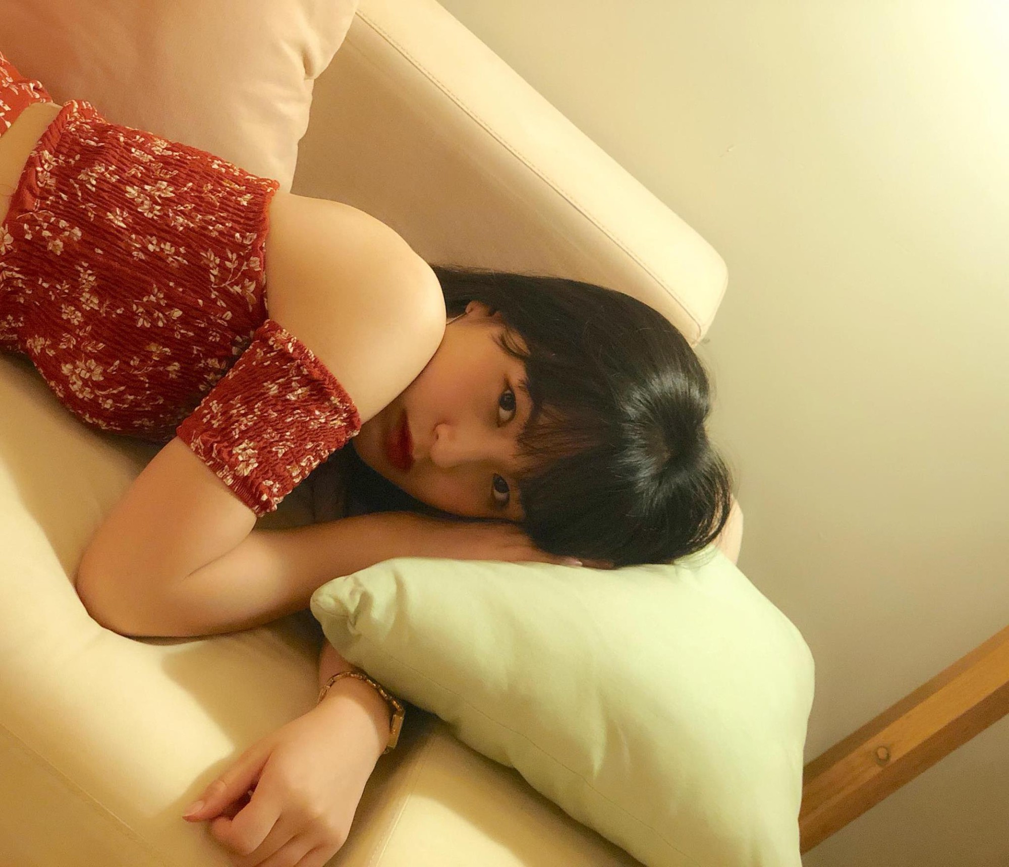 Tiểu mỹ nhân từng được siêu mẫu Thúy Hạnh tiên đoán sẽ trở thành Hoa hậu càng ngày càng xinh đẹp rạng rỡ