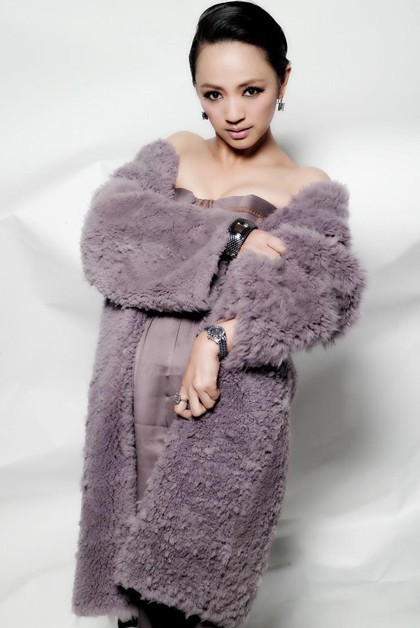 Đát Kỷ huyền thoại: 20 năm lăn lộn vẫn là sao hạng B, bất ngờ đổi vận thành bà trùm