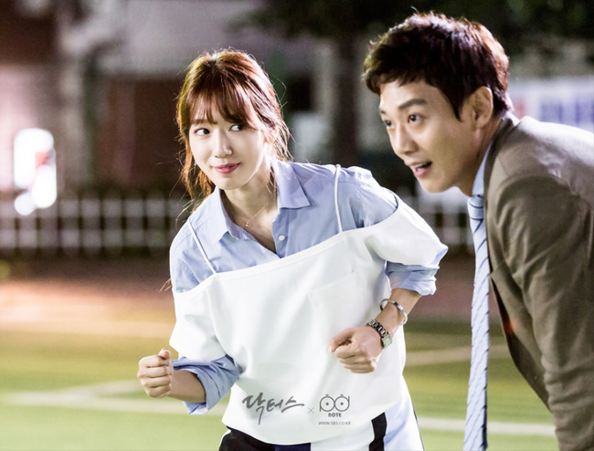 Cứ nghĩ hết lòng hi sinh vì gia đình là đủ, mẹ bỉm sữa chết lặng khi nghe câu nói của chồng