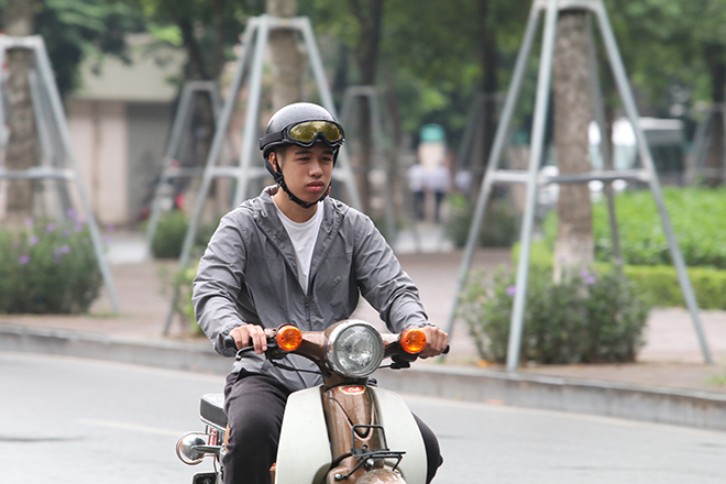 Người Hà Nội đón đợt gió mùa Đông Bắc đầu tiên trong năm 2018