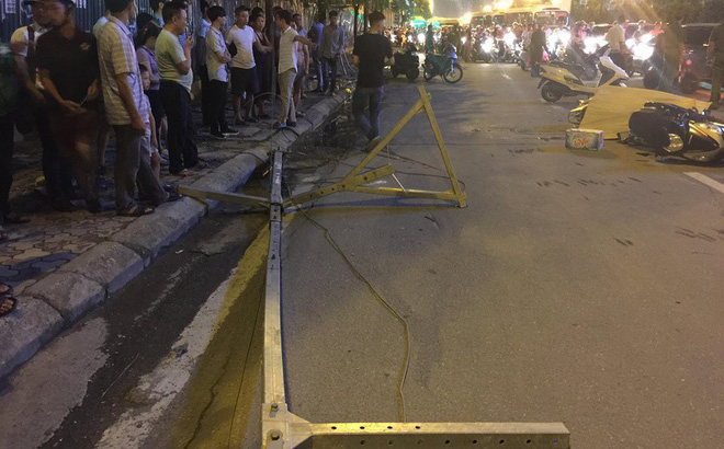 Nguyên nhân ban đầu vụ cần trục rơi xuống đường ở Hà Nội khiến 1 người tử vong tại chỗ