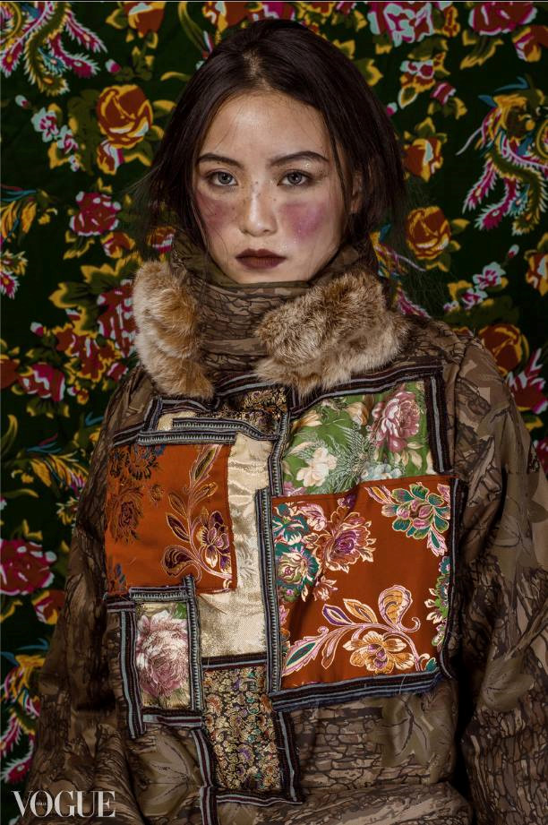 Du học sinh 10X xinh đẹp: Có lỗi khi dùng tiền bố mẹ mua đồ hiệu