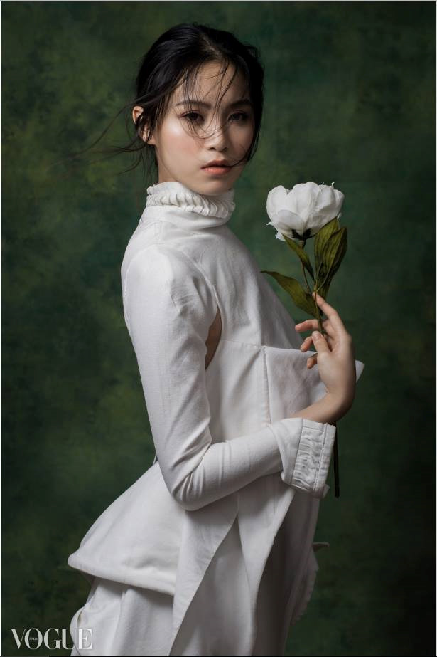 Du học sinh 10X xinh đẹp: Có lỗi khi dùng tiền bố mẹ mua đồ hiệu