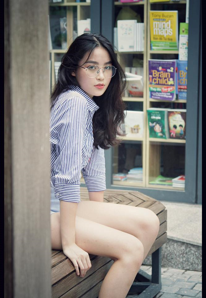 Du học sinh 10X xinh đẹp: Có lỗi khi dùng tiền bố mẹ mua đồ hiệu