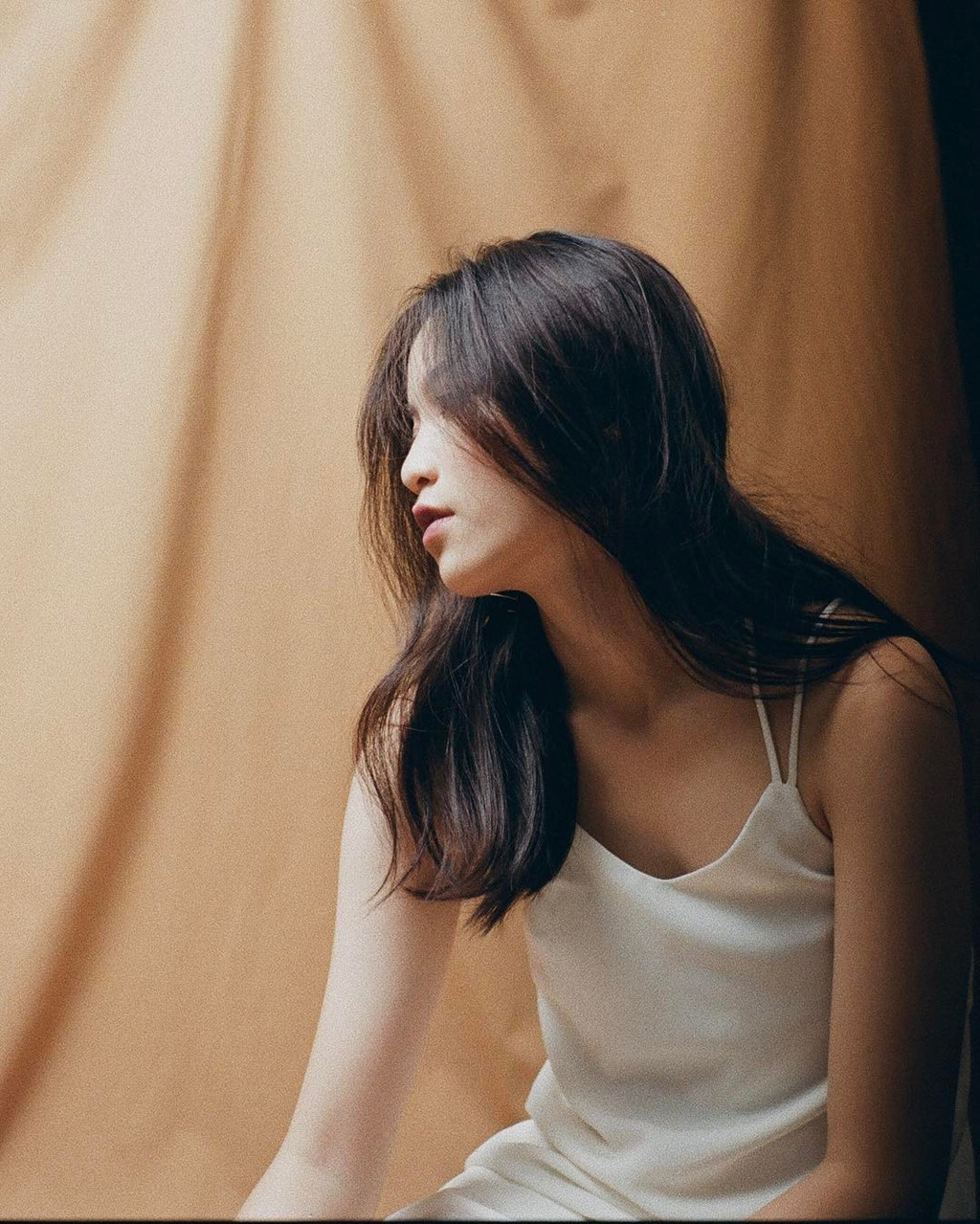 Du học sinh 10X xinh đẹp: Có lỗi khi dùng tiền bố mẹ mua đồ hiệu