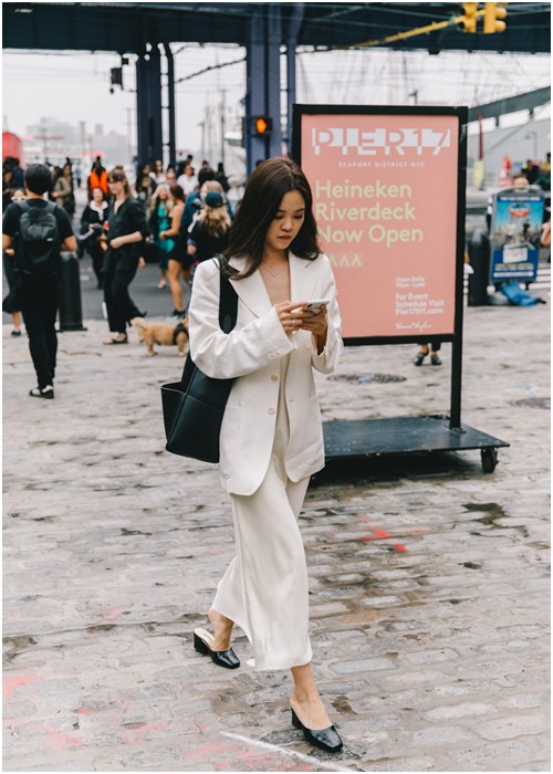 Có một công thức mặc đẹp nghìn năm vẫn chưa lỗi mốt!