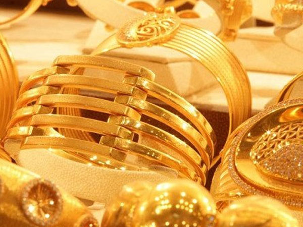 Giá vàng hôm nay 29/9: Bị vùi dập, thấp nhất 12 tháng qua