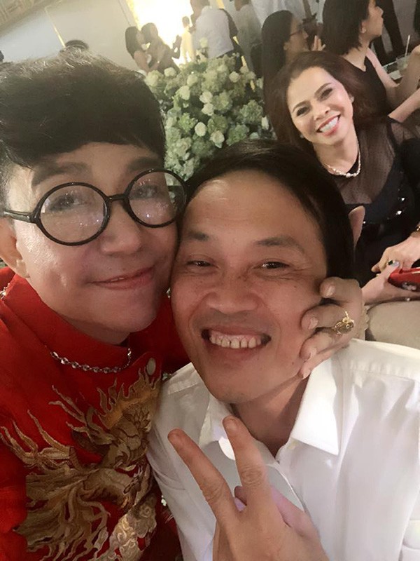 3 nghệ sĩ suýt không được vào ăn tiệc đám cưới Trường Giang, Nhã Phương 3 nghệ sĩ suýt không được vào ăn tiệc đám cưới Trường Giang, Nhã Phương