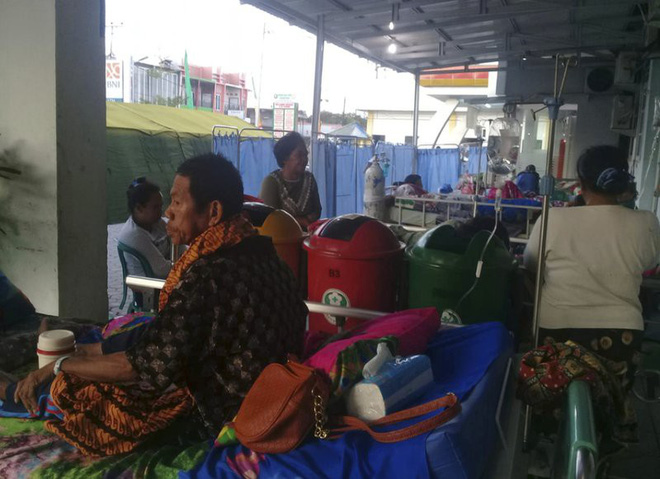 Indonesia tan hoang sau thảm họa động đất, sóng thần