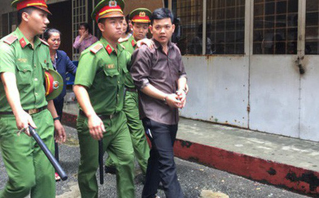 Đến đòi quà người yêu cũ, nam thanh niên đâm chết người