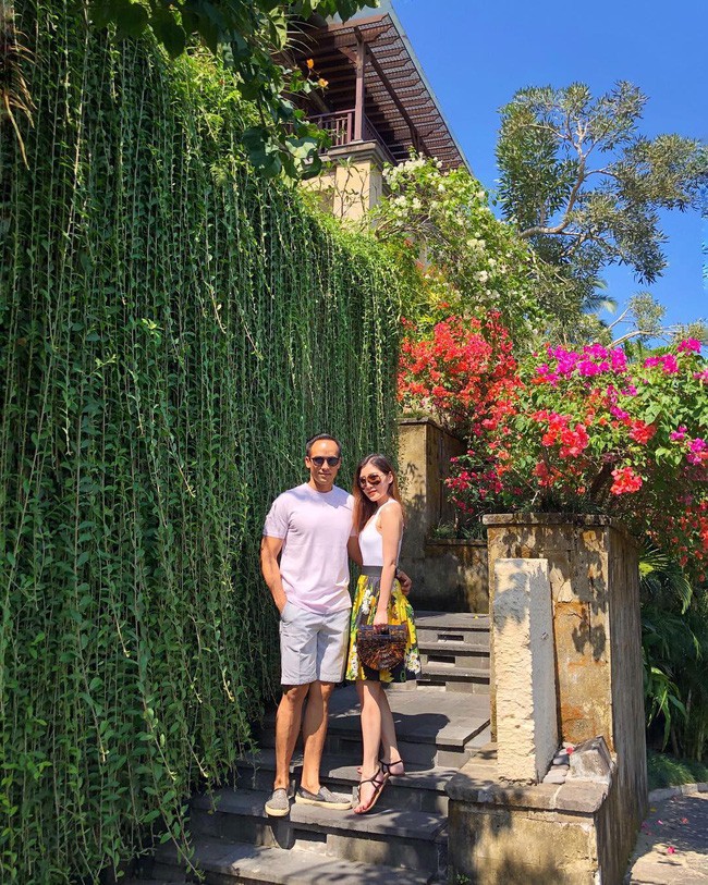 Tiểu thư nhà tỷ phú 30 tuổi, kết hôn chưa vội sinh con mà cùng chồng vi vu khắp thế gian